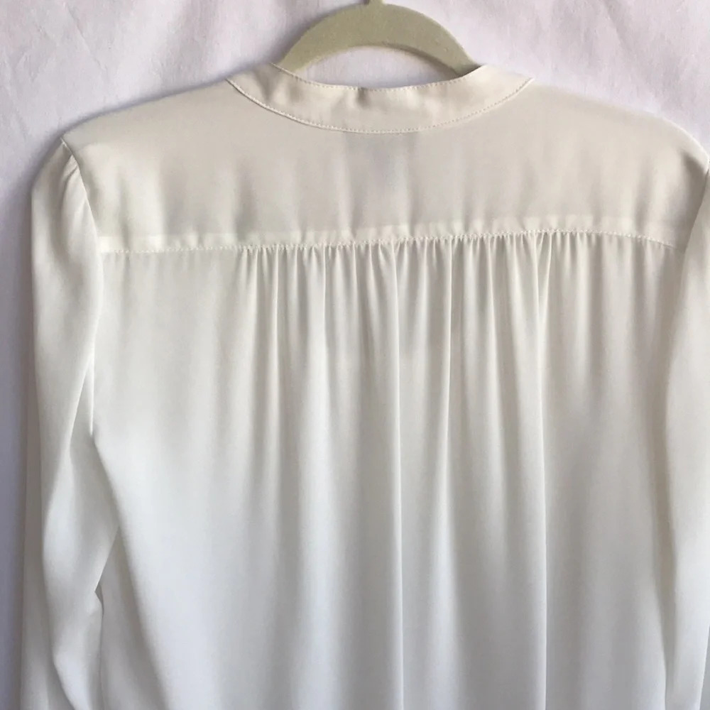Cartise cream silky semi-sheer high-low crossover blouse, size 6 - Picture 7 of 8